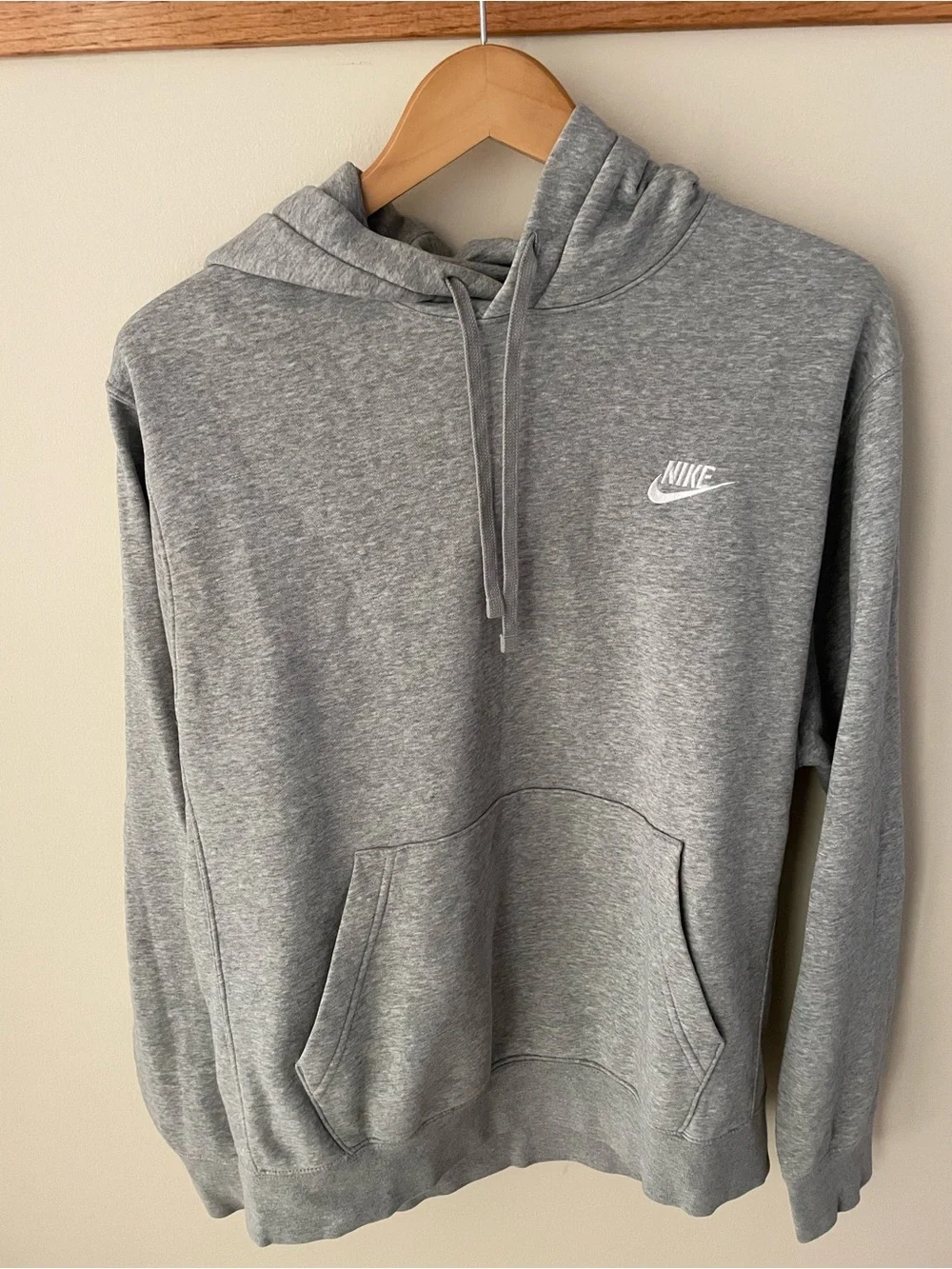 Nike  Classic Gray Women's Hoodie Sweatshirt